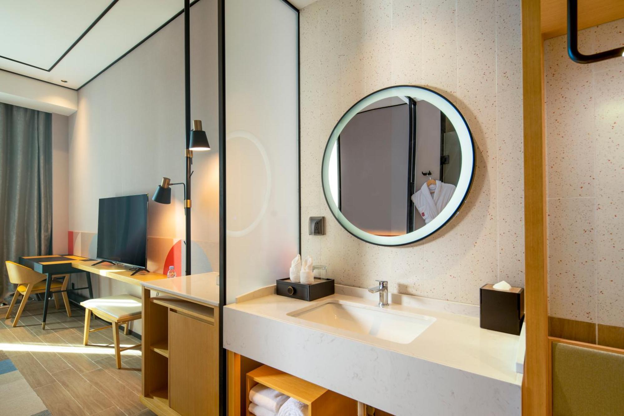 Hilton Garden Inn Shenzhen Airport,Enjoy 24-Hour One Way Free Delivery From Hotel To Shenzhen Baoan Airport On The Hour Σενζέν Εξωτερικό φωτογραφία