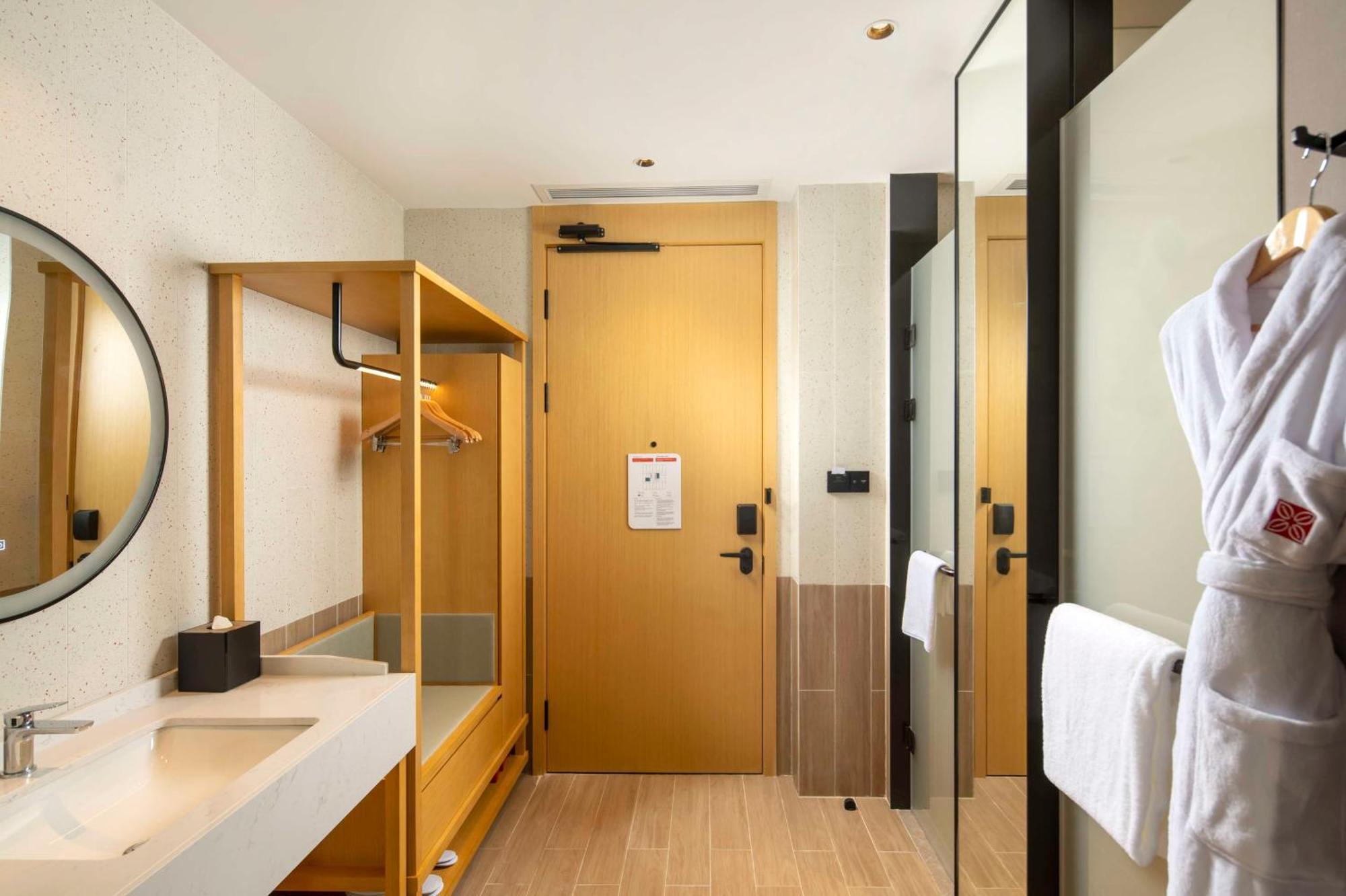Hilton Garden Inn Shenzhen Airport,Enjoy 24-Hour One Way Free Delivery From Hotel To Shenzhen Baoan Airport On The Hour Σενζέν Εξωτερικό φωτογραφία