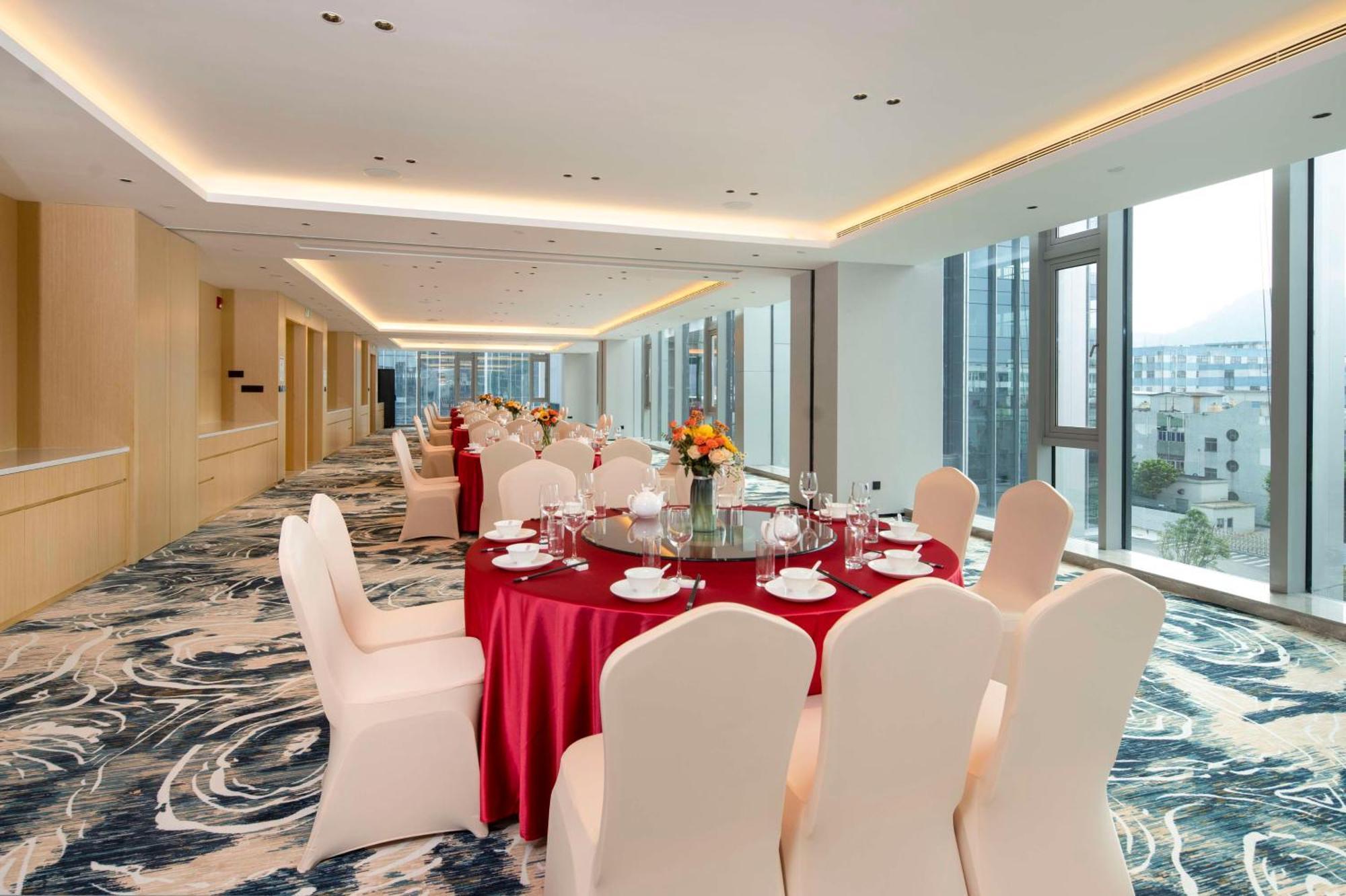 Hilton Garden Inn Shenzhen Airport,Enjoy 24-Hour One Way Free Delivery From Hotel To Shenzhen Baoan Airport On The Hour Σενζέν Εξωτερικό φωτογραφία