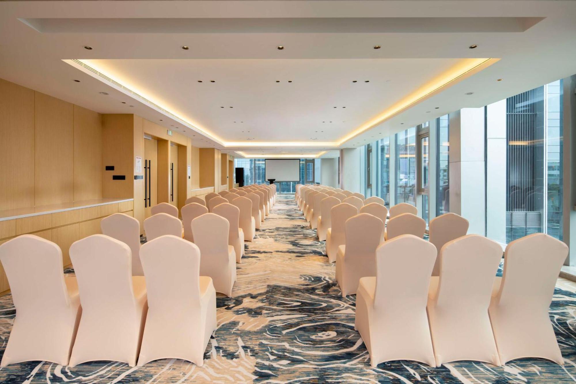 Hilton Garden Inn Shenzhen Airport,Enjoy 24-Hour One Way Free Delivery From Hotel To Shenzhen Baoan Airport On The Hour Σενζέν Εξωτερικό φωτογραφία