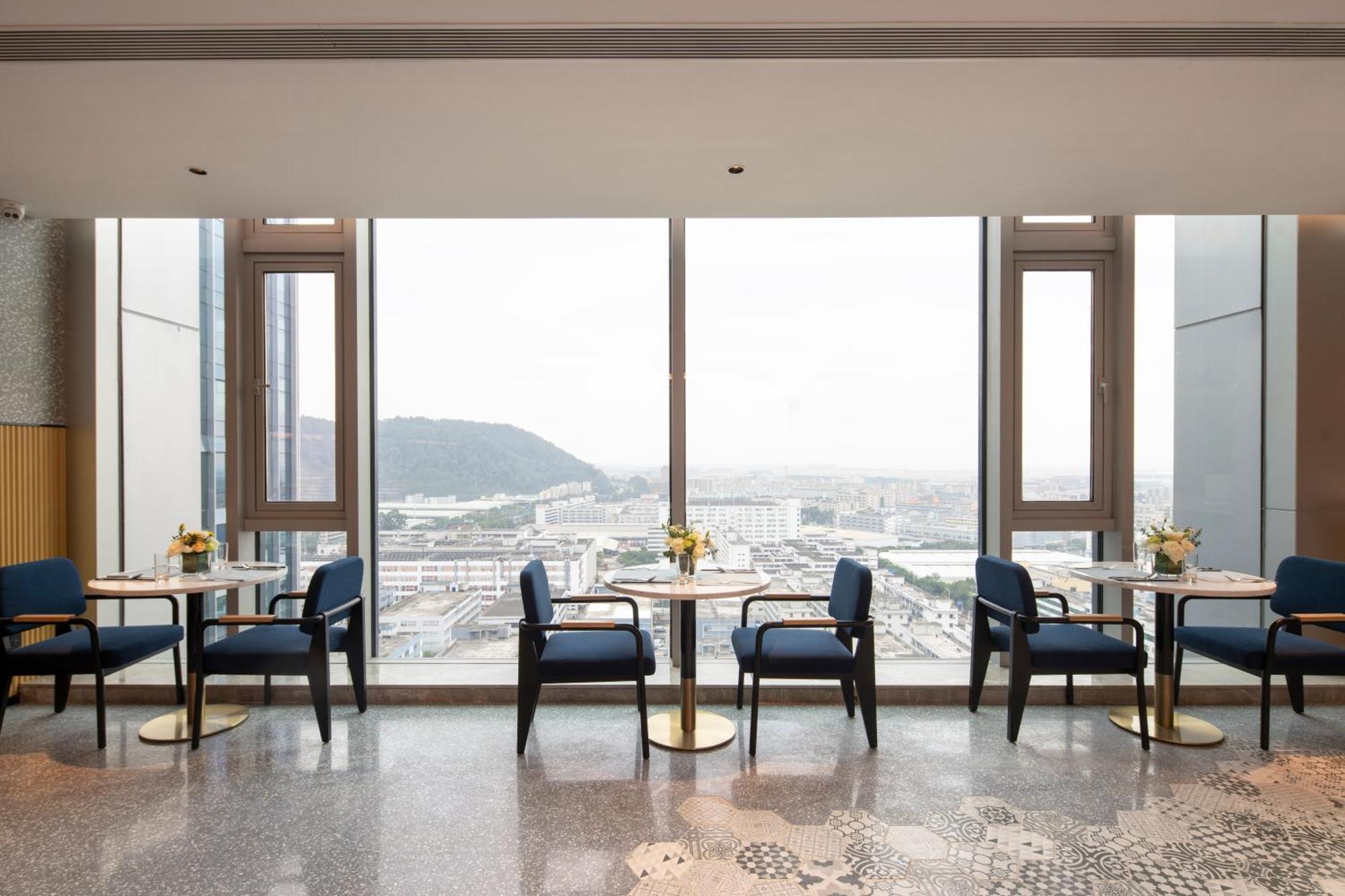 Hilton Garden Inn Shenzhen Airport,Enjoy 24-Hour One Way Free Delivery From Hotel To Shenzhen Baoan Airport On The Hour Σενζέν Εξωτερικό φωτογραφία